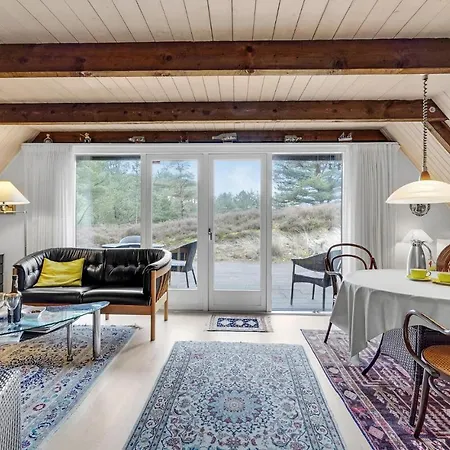 Semesterbostad Lovely In Romo With Kitchen *